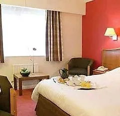 Village Hotel Кардифф 4*,  Великобритания