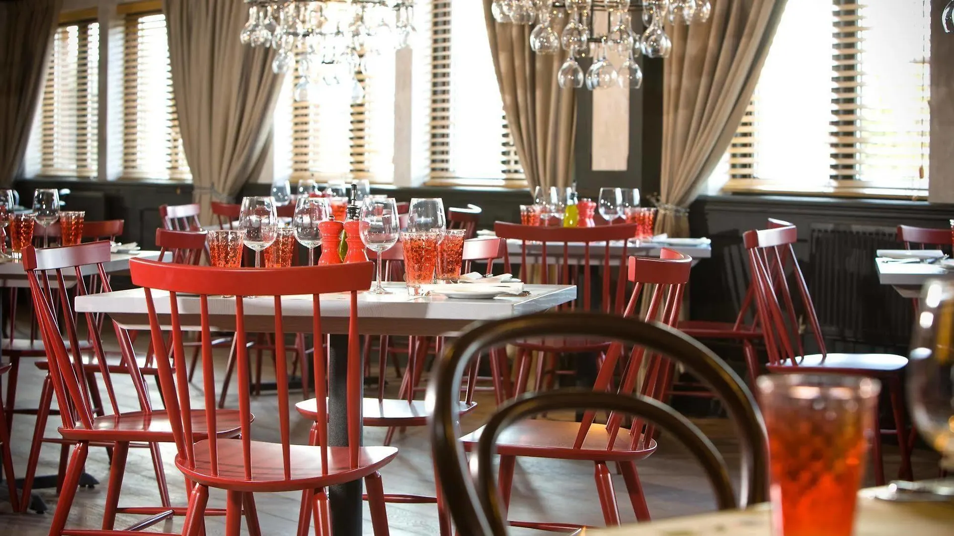 ****  Village Hotel Кардифф Великобритания